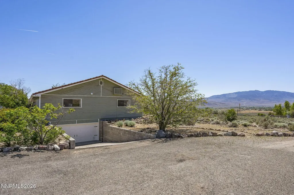 129 Edith Dayton NV 89403