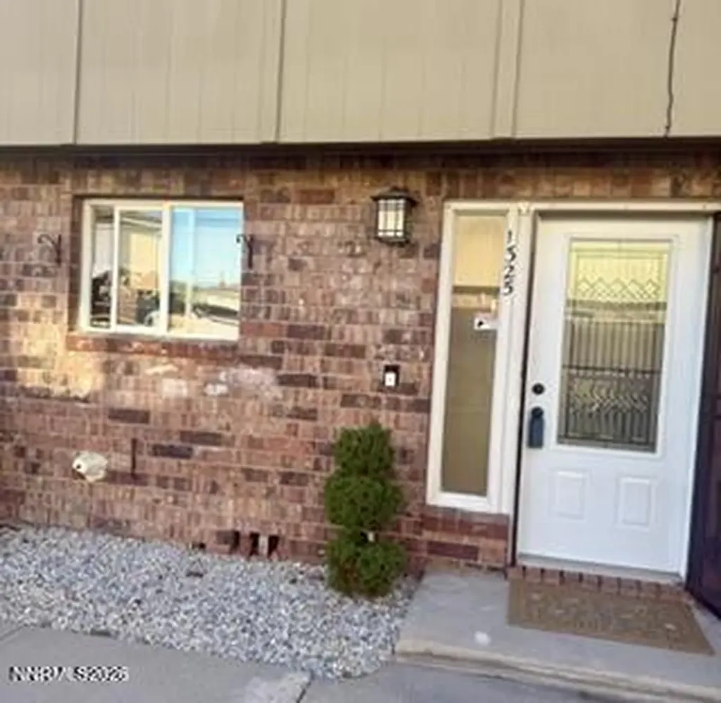 1325 Lompa Carson City NV 89701