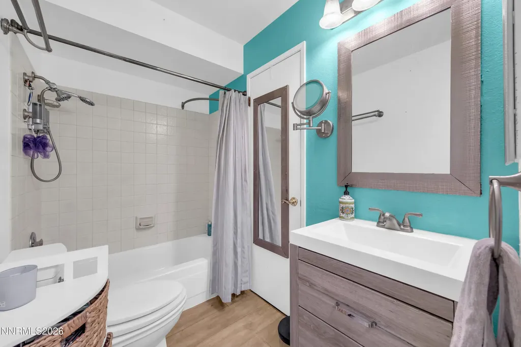 1401 Selmi Reno NV 89512