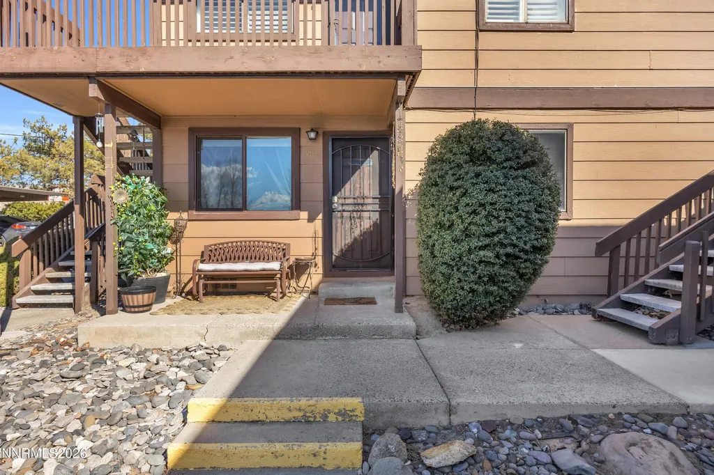 1401 Selmi Reno NV 89512