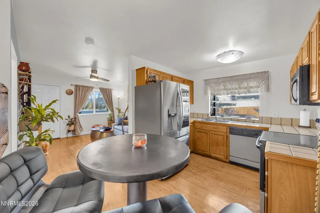 1401 Selmi Reno NV 89512