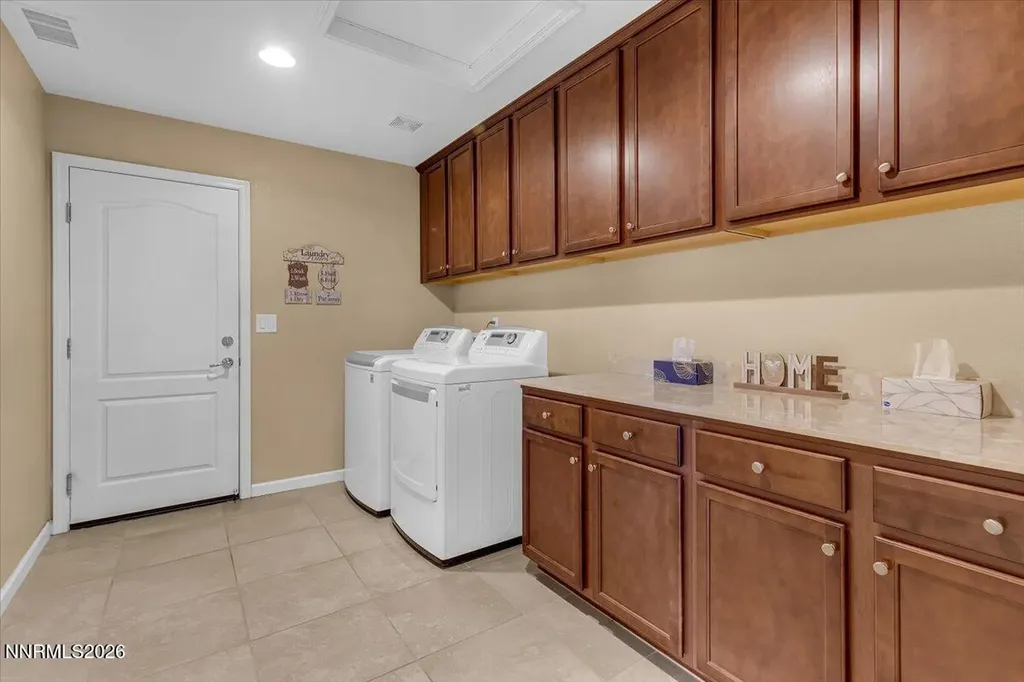 104 Bethpage Dayton NV 89403