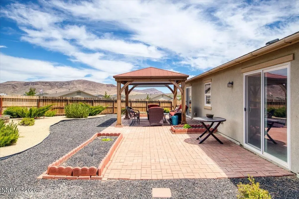 104 Bethpage Dayton NV 89403
