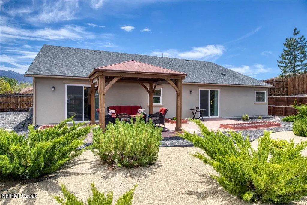 104 Bethpage Dayton NV 89403