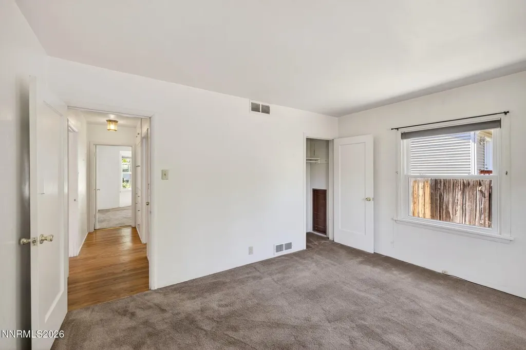 17 Sunnyside Reno NV 89503