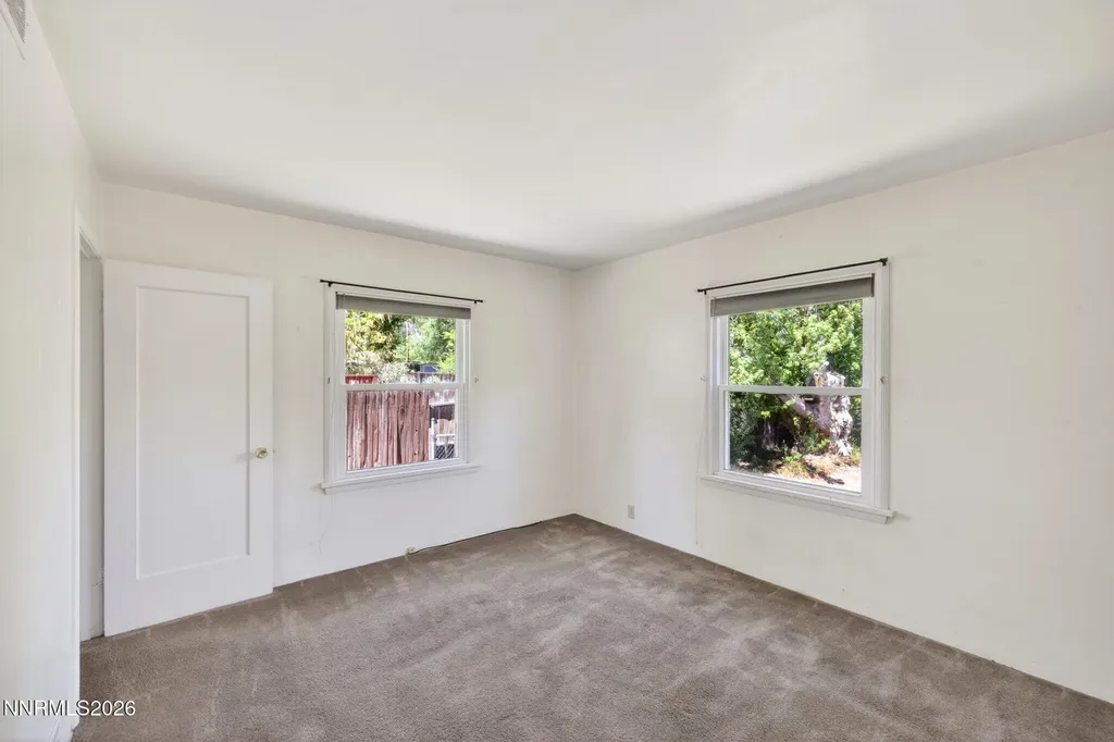 17 Sunnyside Reno NV 89503