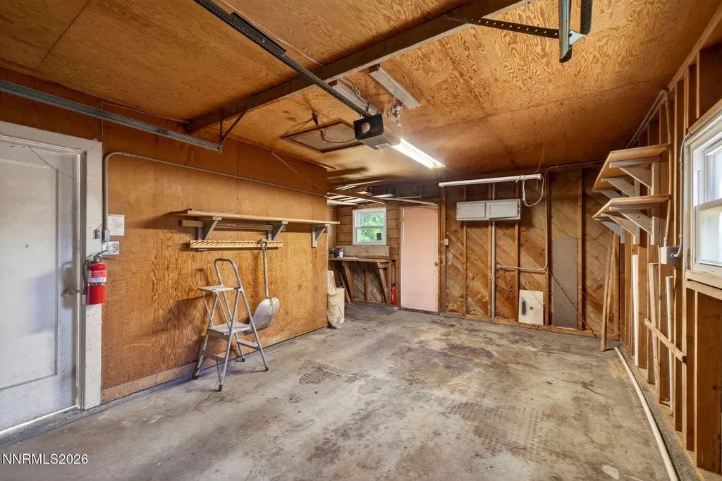 17 Sunnyside Reno NV 89503