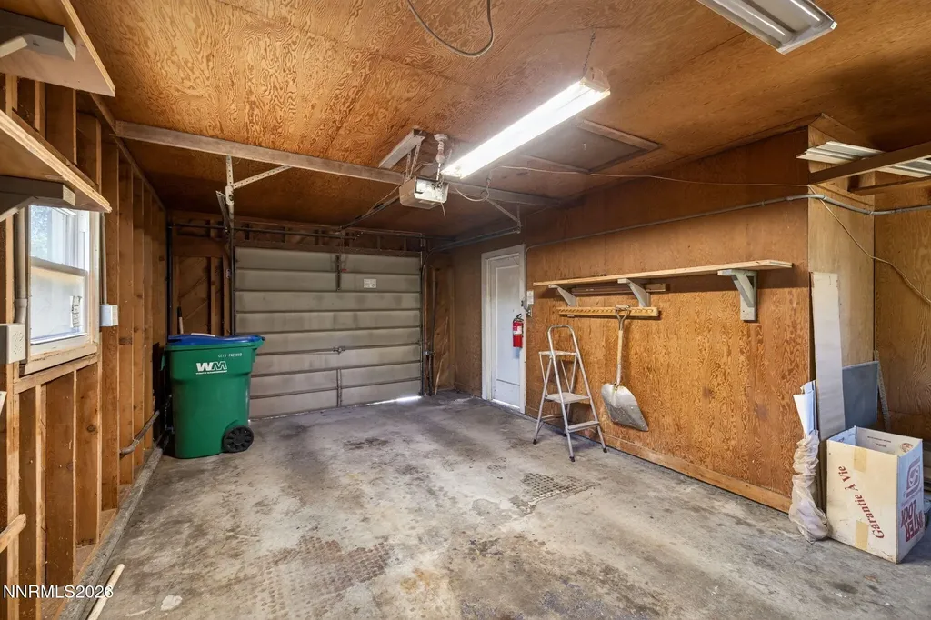 17 Sunnyside Reno NV 89503