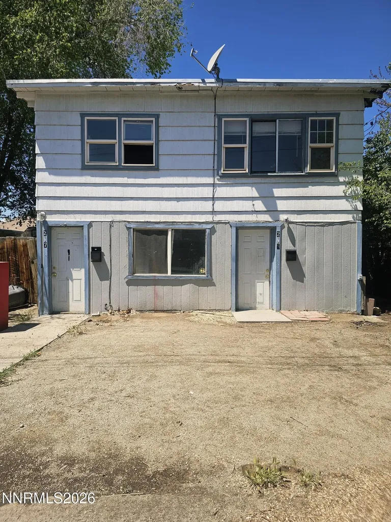 32 Bridge Yerington NV 89447