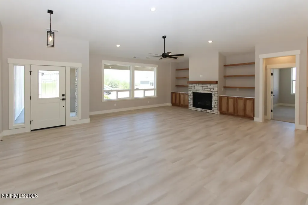 1840 Helman Gardnerville NV 89410