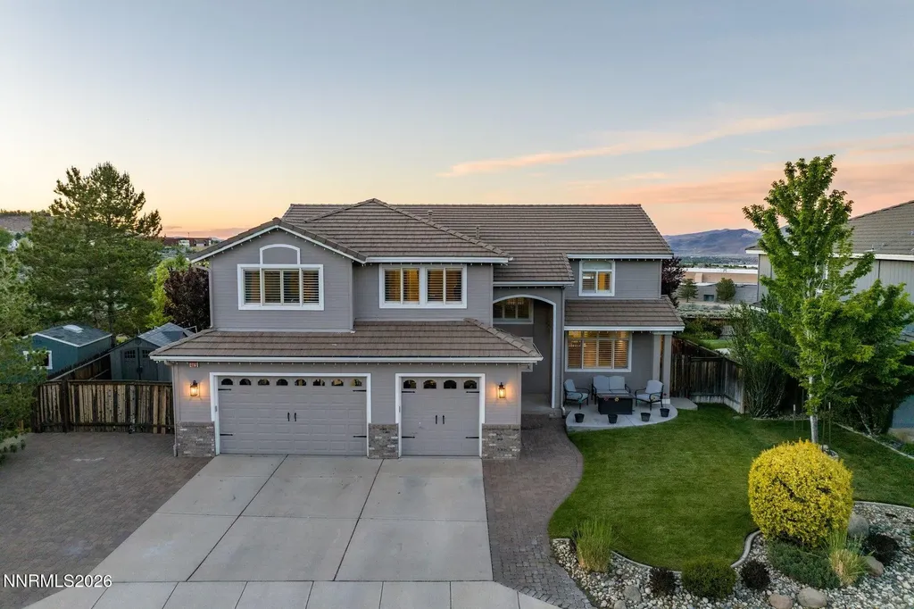 4620 Edmonton Reno NV 89511