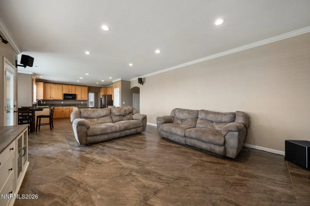 4620 Edmonton Reno NV 89511
