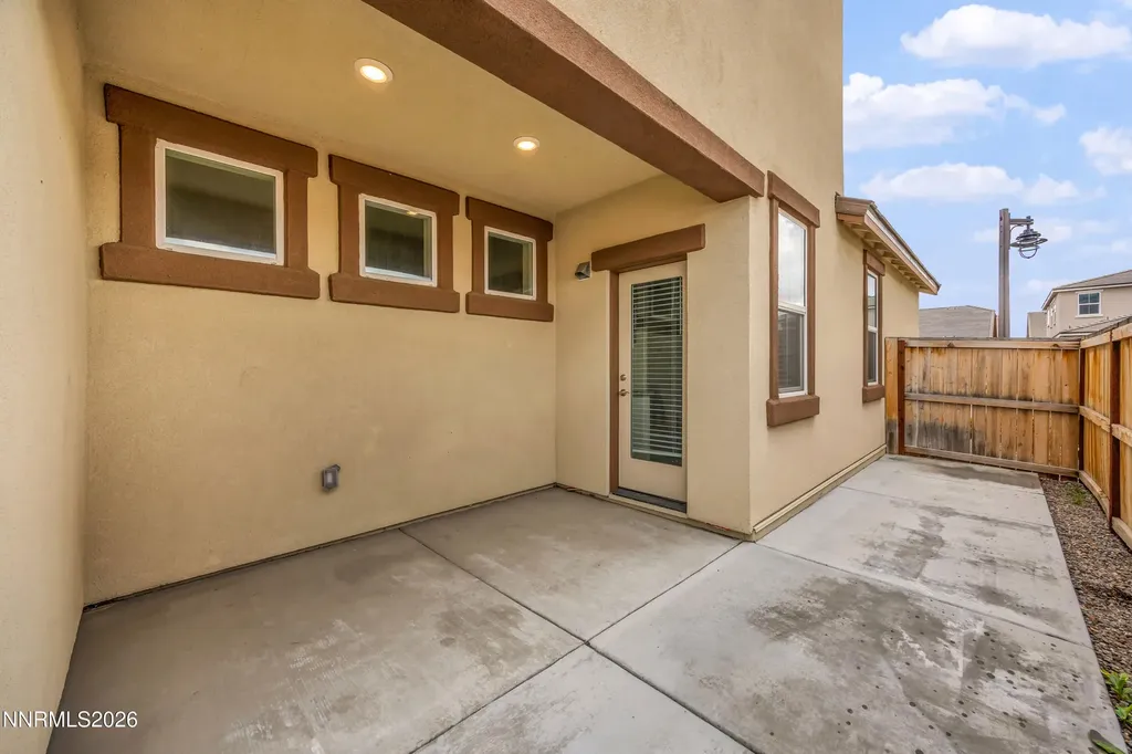 1242 Alfalfa Sparks NV 89436