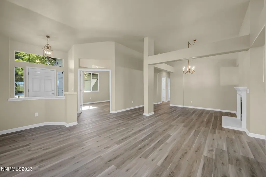 7019 Whitemare Sparks NV 89436
