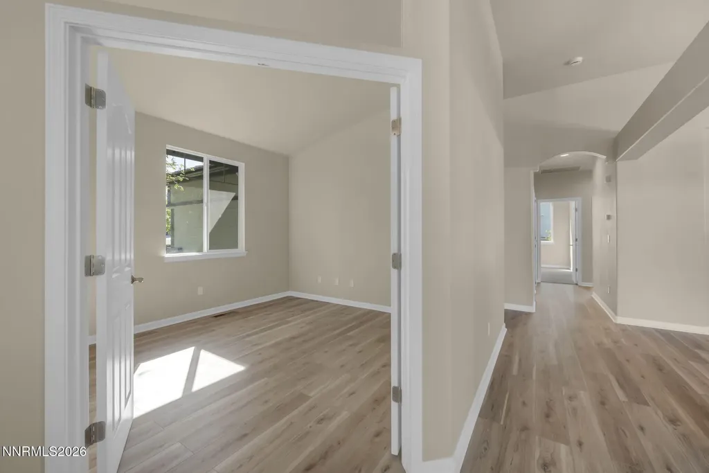 7019 Whitemare Sparks NV 89436