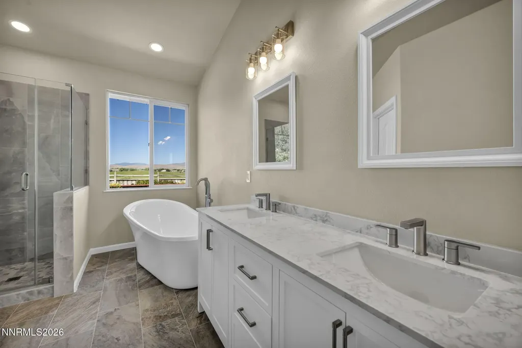 7019 Whitemare Sparks NV 89436