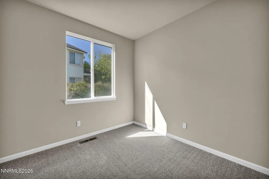 7019 Whitemare Sparks NV 89436