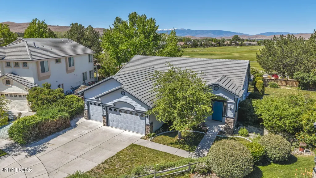 7019 Whitemare Sparks NV 89436