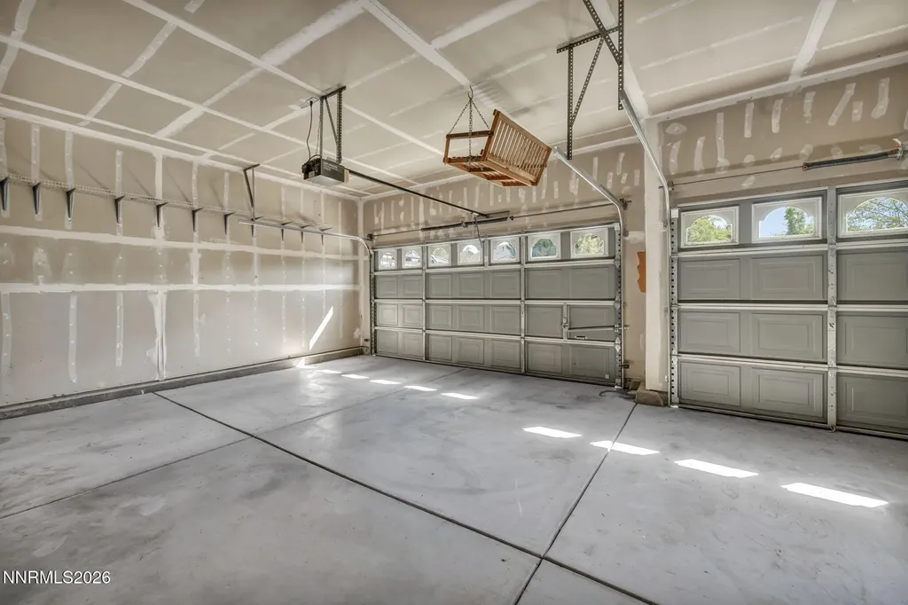 7019 Whitemare Sparks NV 89436