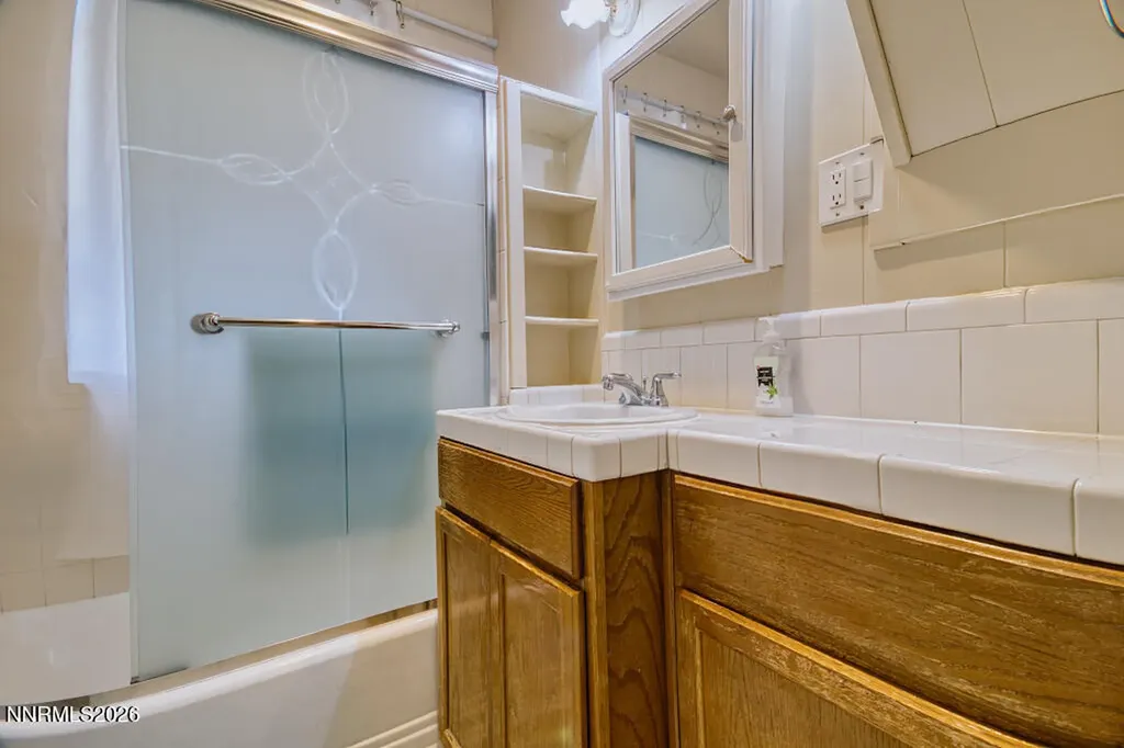 411 7th Reno NV 89512
