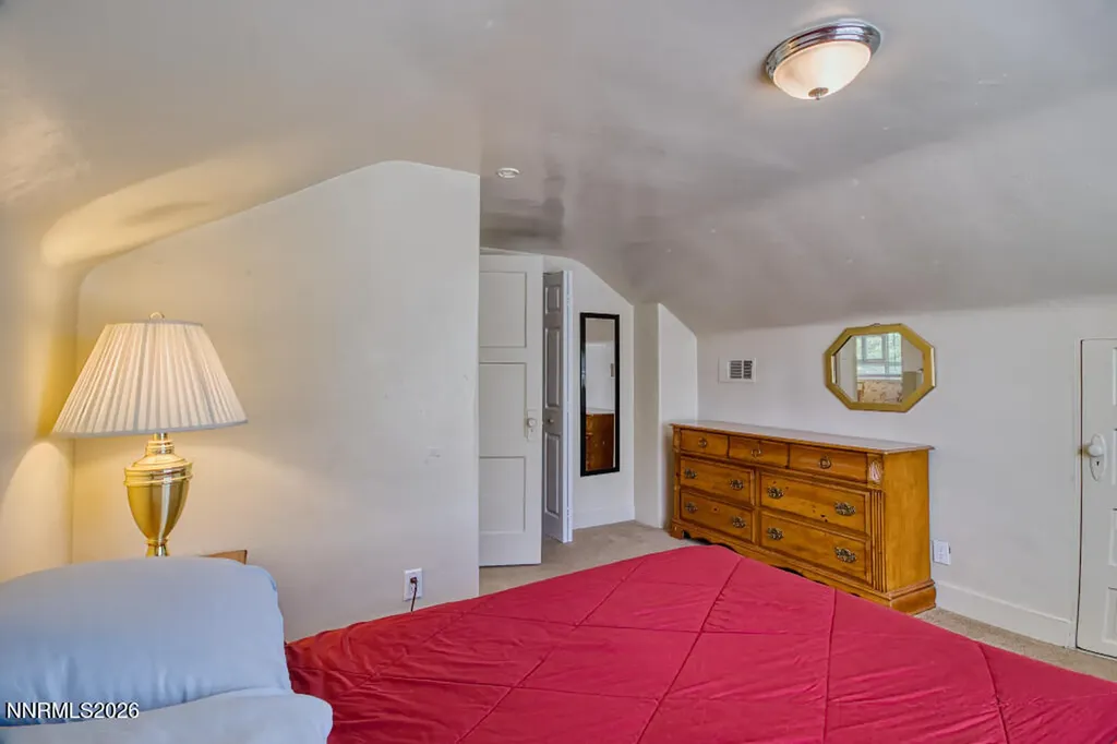 411 7th Reno NV 89512