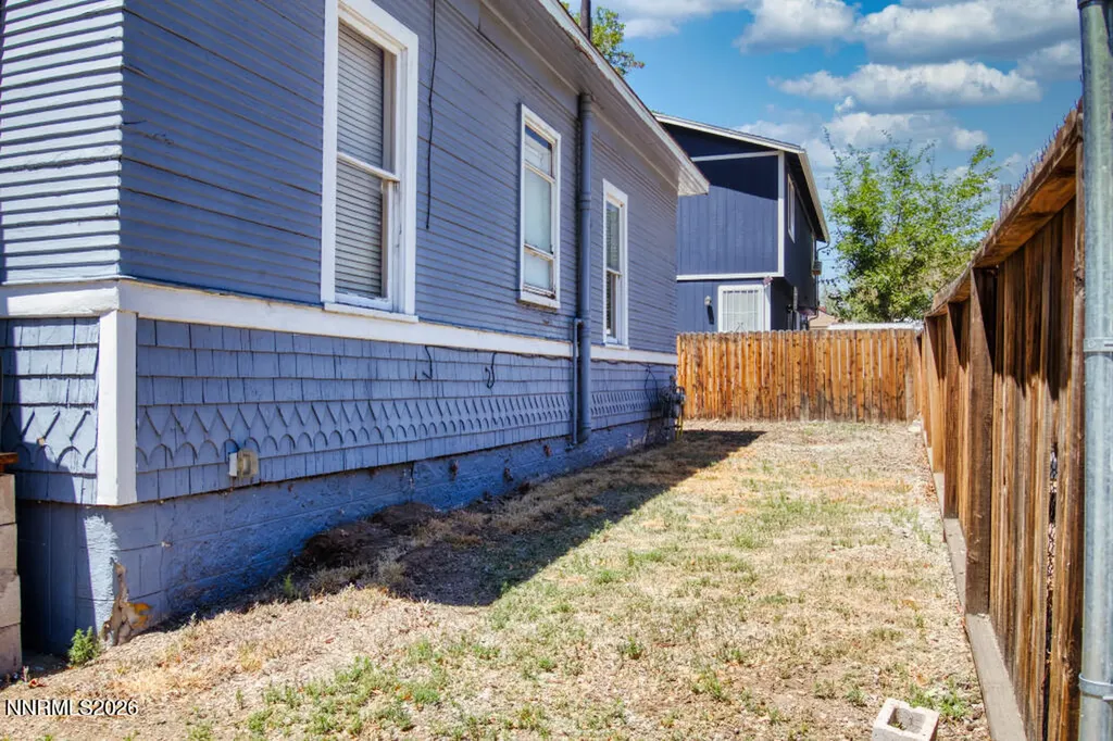 411 7th Reno NV 89512