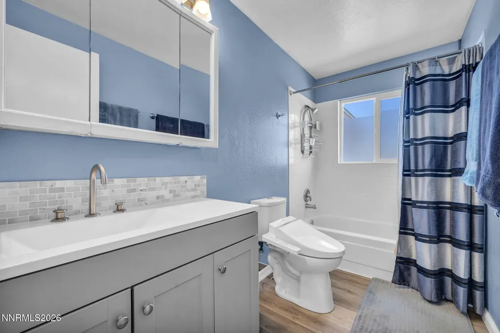 5550 Dolores Sparks NV 89436