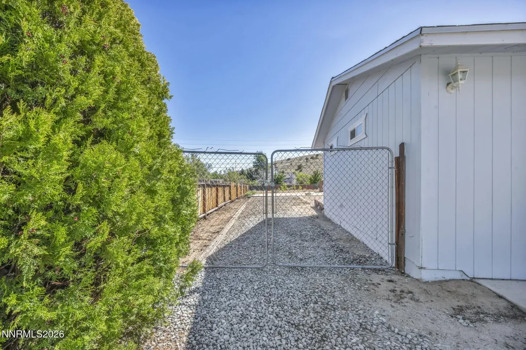 5550 Dolores Sparks NV 89436