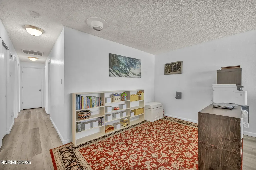 5550 Dolores Sparks NV 89436