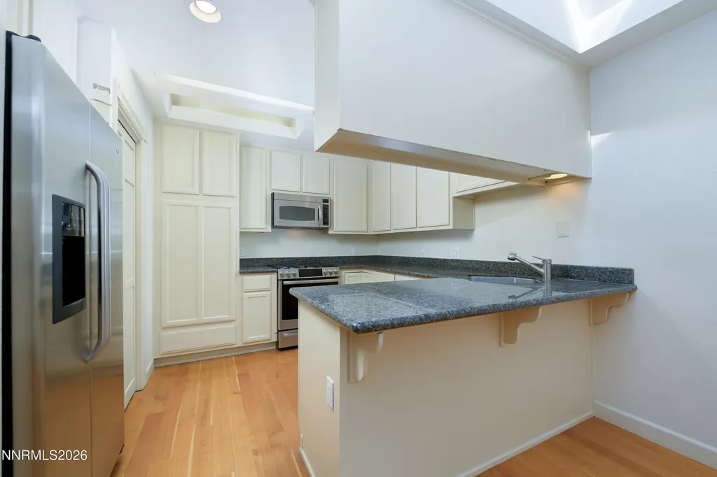 989 Aspen Grove Minden NV 89423