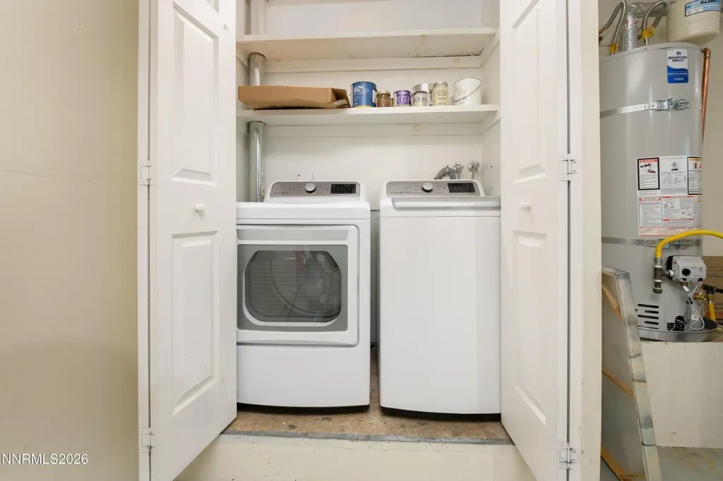 989 Aspen Grove Minden NV 89423