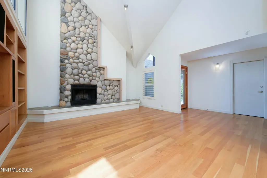 989 Aspen Grove Minden NV 89423
