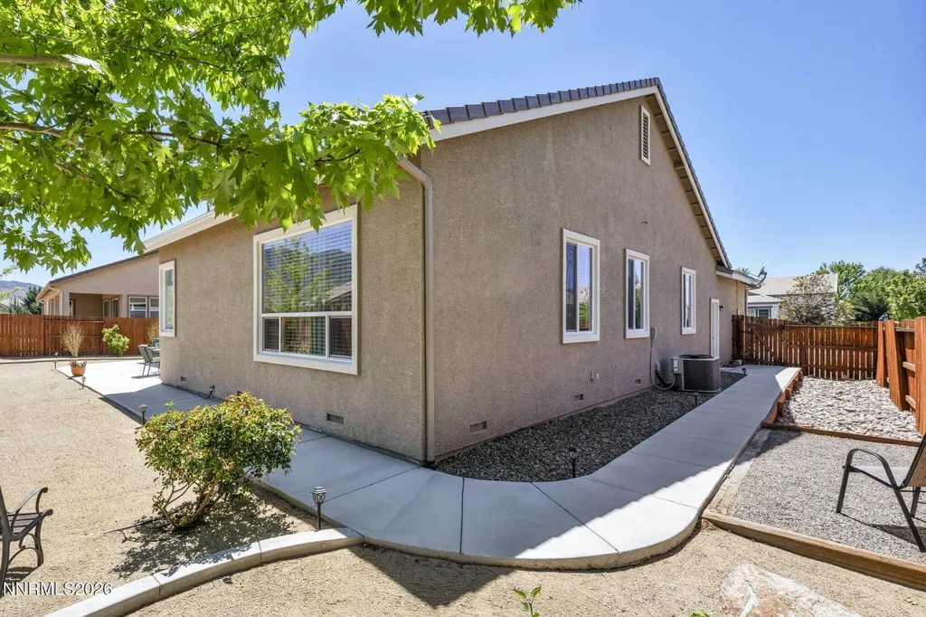 124 Maze Dayton NV 89403