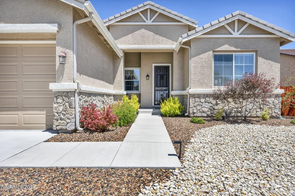 124 Maze Dayton NV 89403