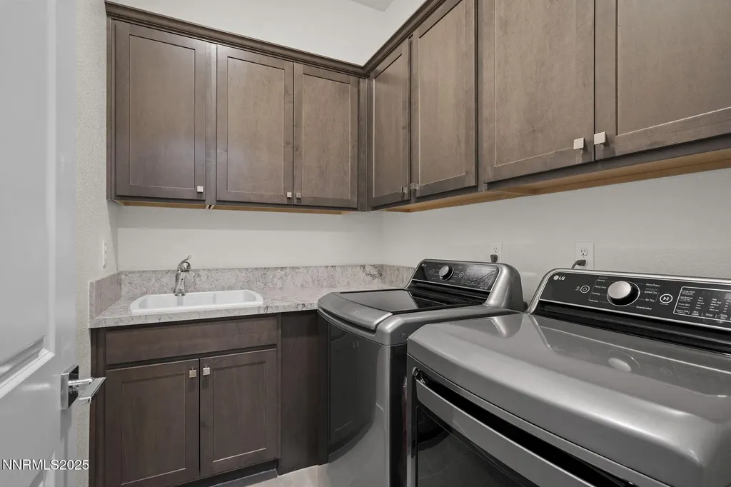 5513 Western Rider Reno NV 89511