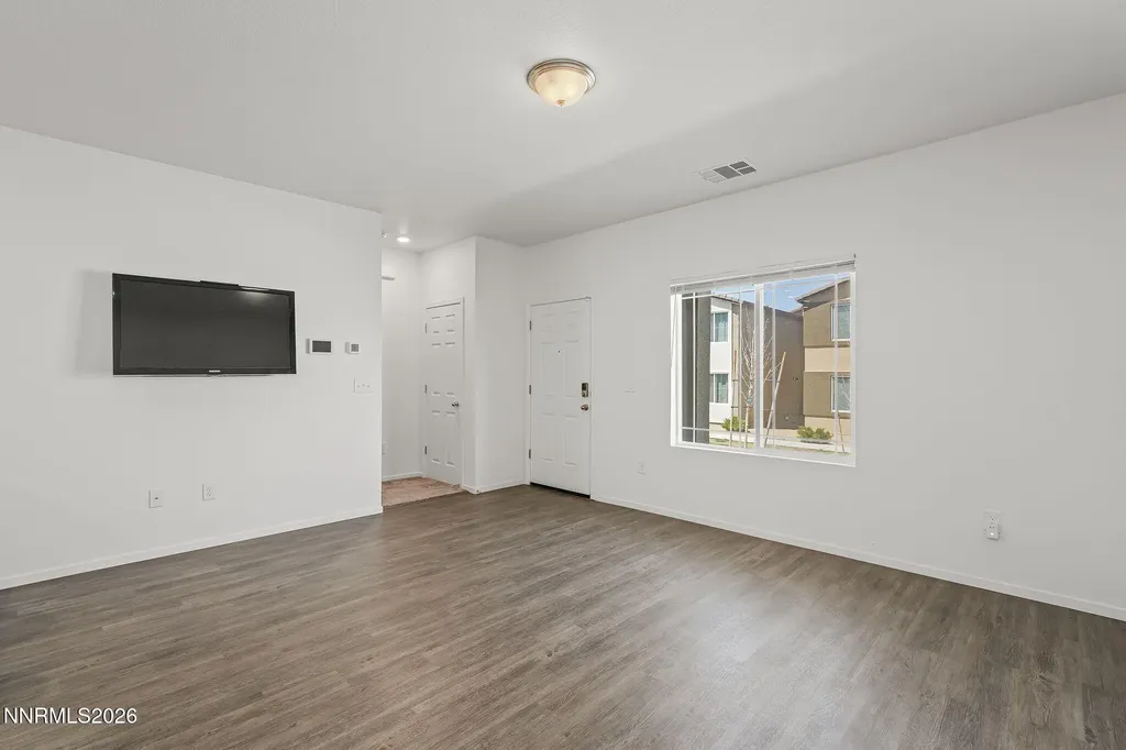 9819 Salty Dog Reno NV 89506
