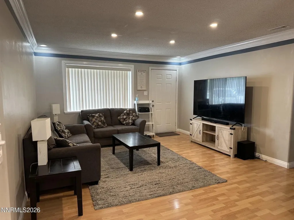 1280 Dodson Sparks NV 89431