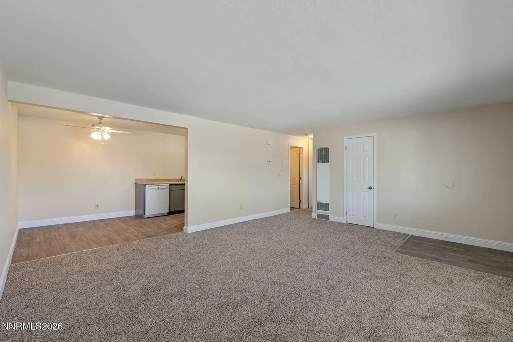 1841 Long Carson City NV 89706
