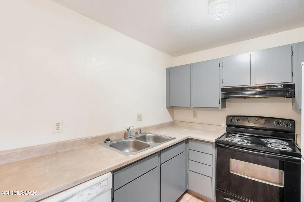 1841 Long Carson City NV 89706