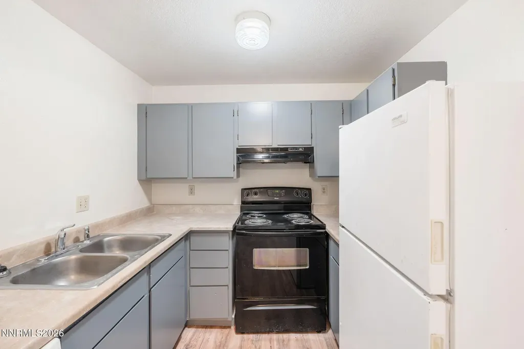 1841 Long Carson City NV 89706
