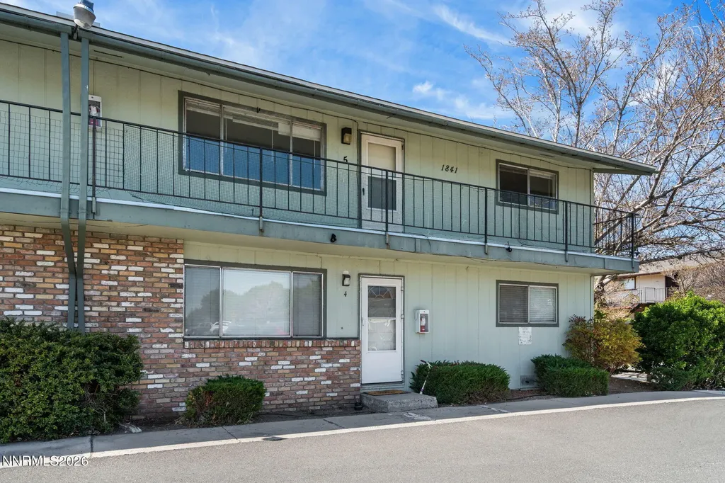 1841 Long Carson City NV 89706