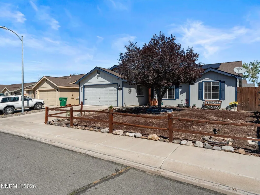 1660 Round Up Fernley NV 89408