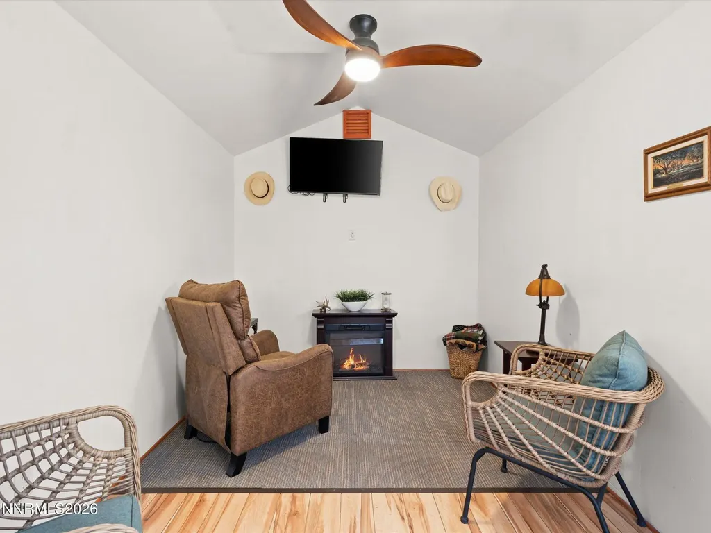 1660 Round Up Fernley NV 89408