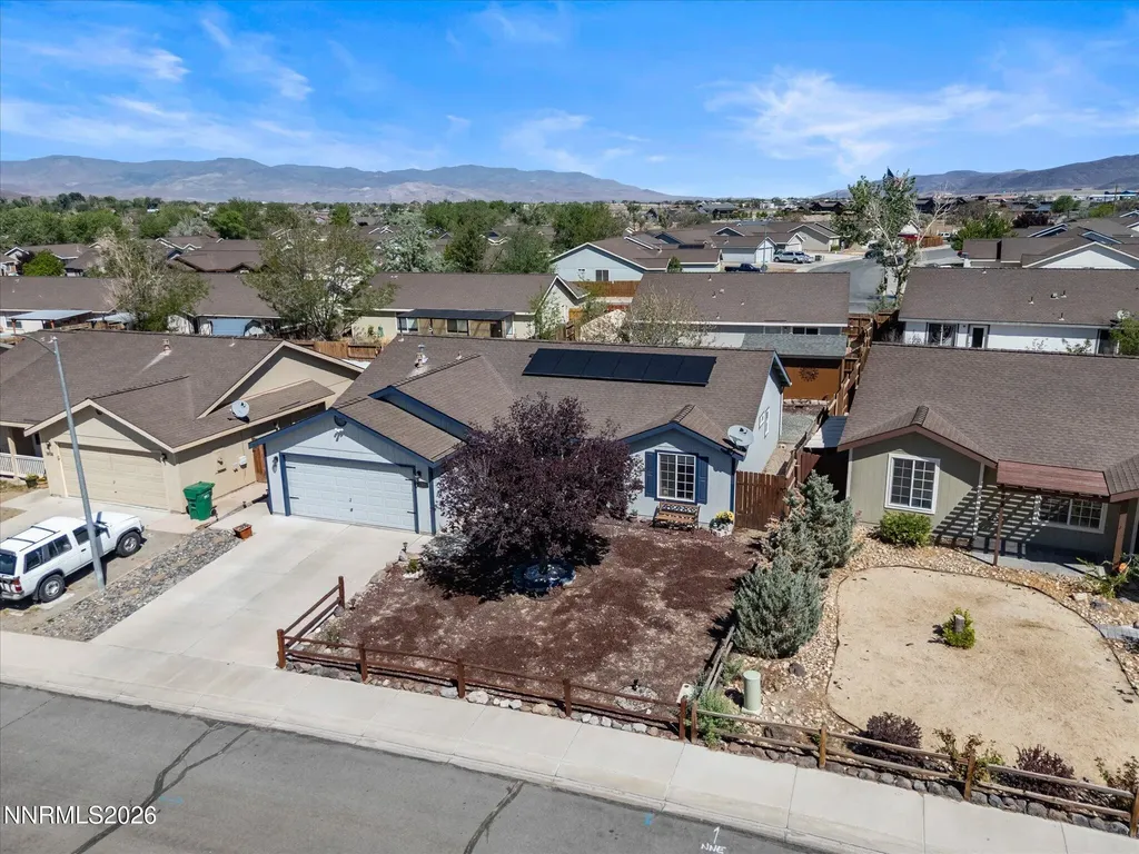 1660 Round Up Fernley NV 89408