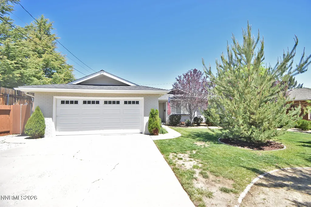 1014 Winnie Carson City NV 89703