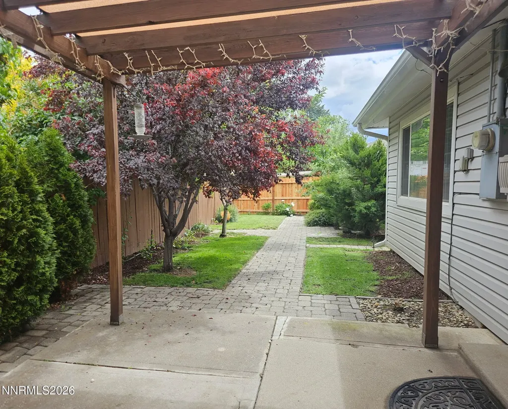 1014 Winnie Carson City NV 89703