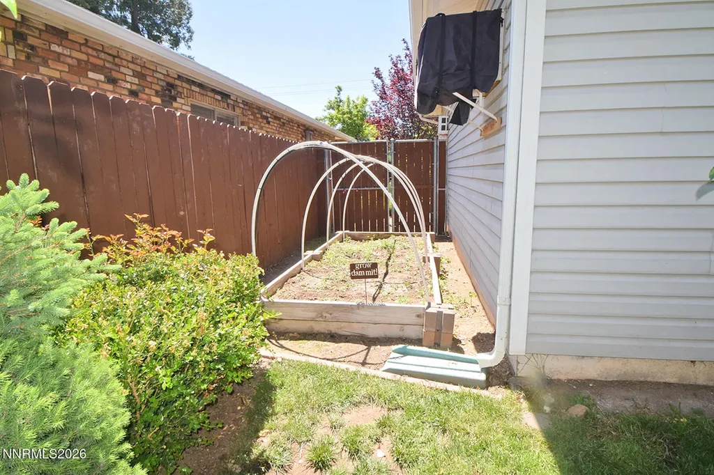 1014 Winnie Carson City NV 89703