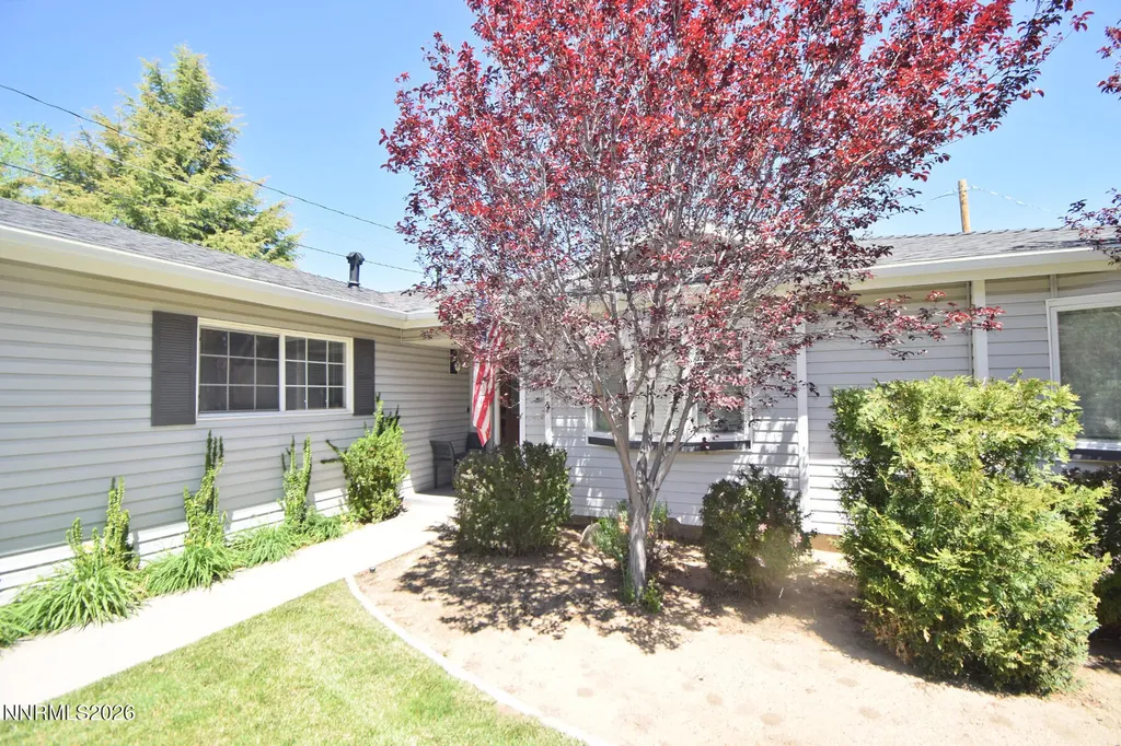 1014 Winnie Carson City NV 89703