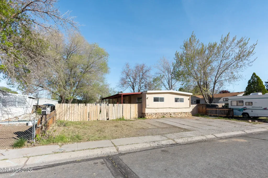 2325 Columbia Carson City NV 89706