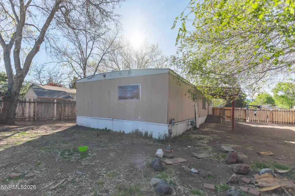 2325 Columbia Carson City NV 89706